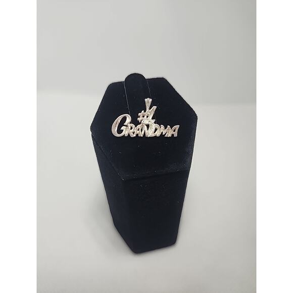 #1 Grandma 925 Sterling Pendant Charm Jewelry Diamond Cut - Picture 1 of 4